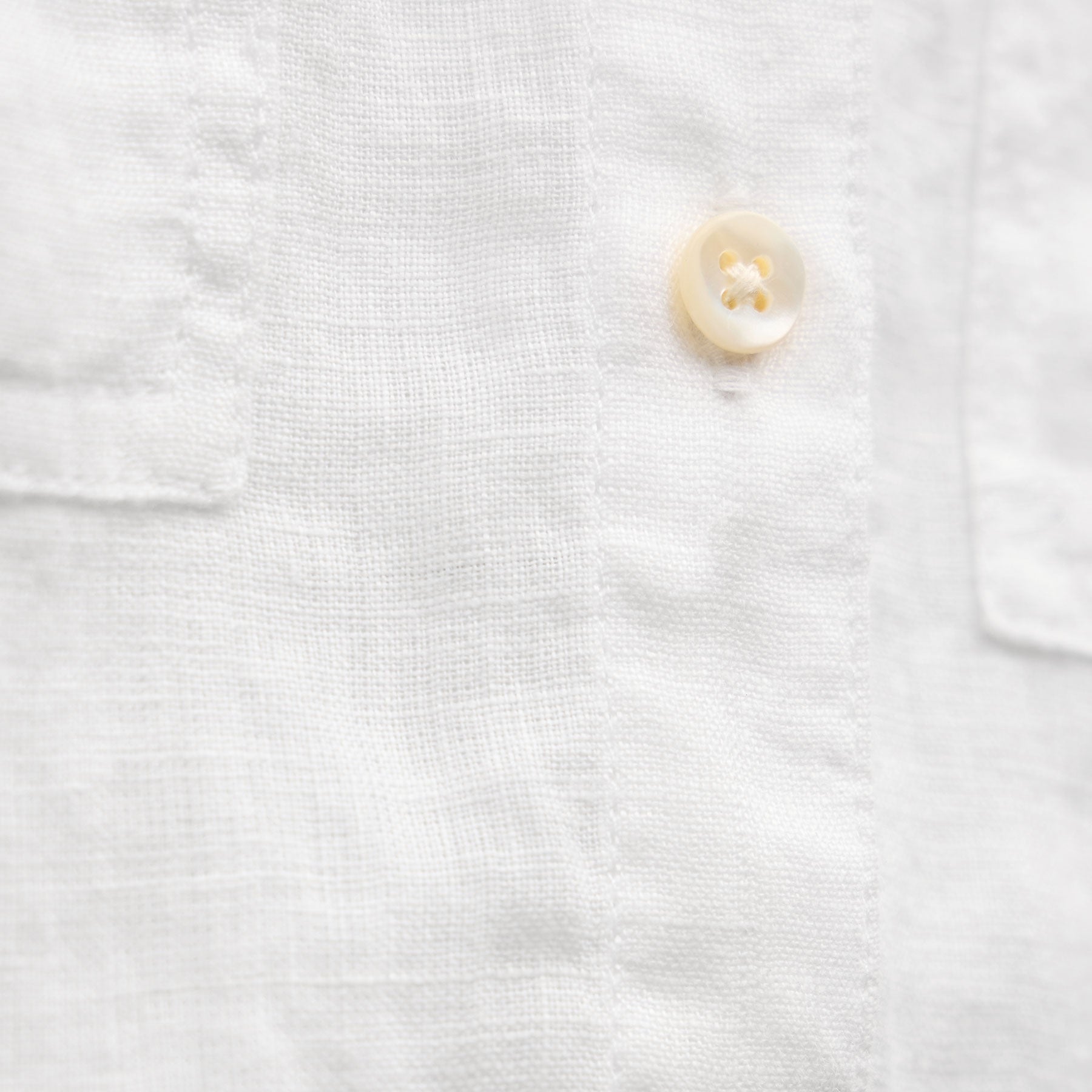 Linen Cropped Pocket Shirt in White | James Perse Los Angeles
