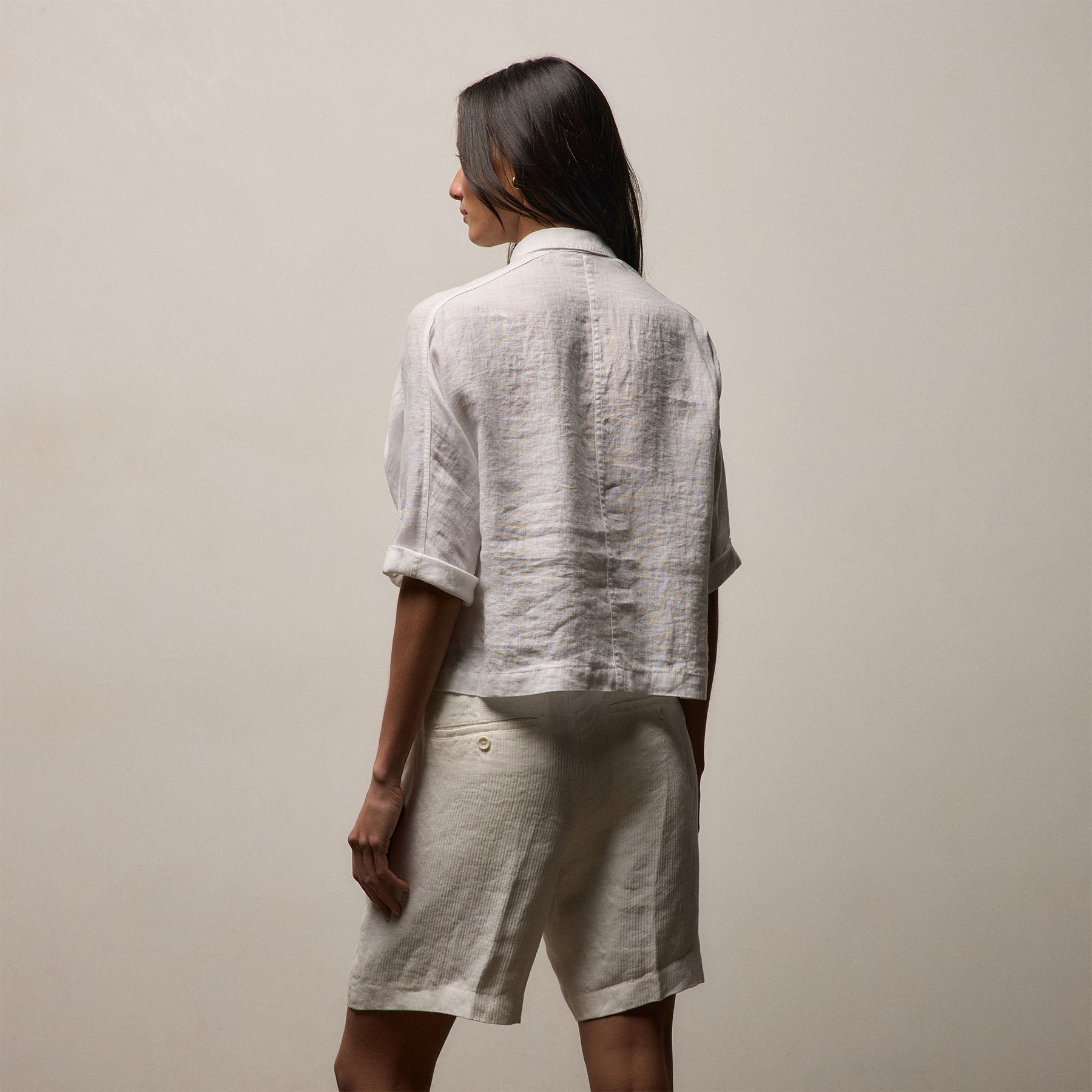 Linen Cropped Pocket Shirt in White | James Perse Los Angeles