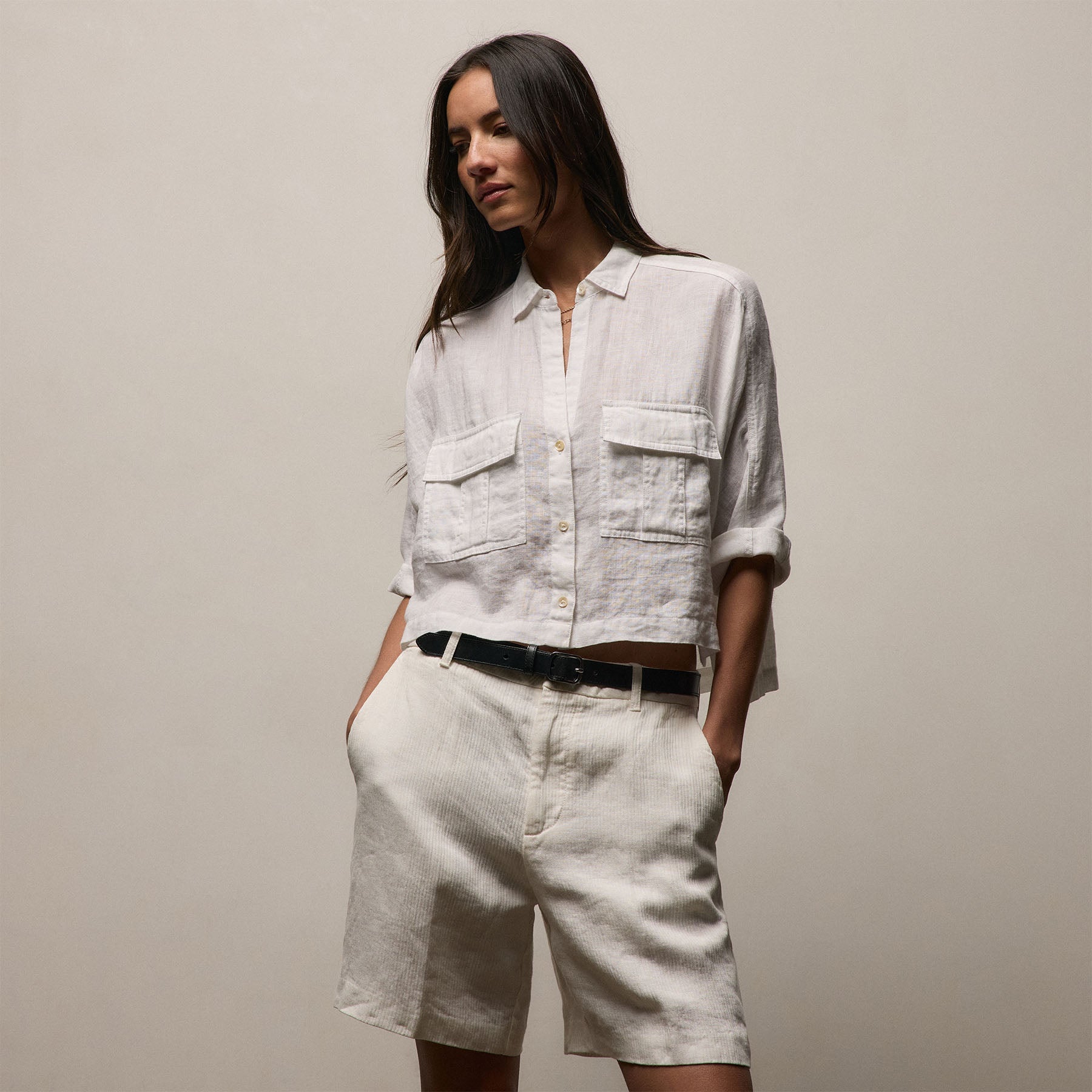 Linen Cropped Pocket Shirt in White | James Perse Los Angeles