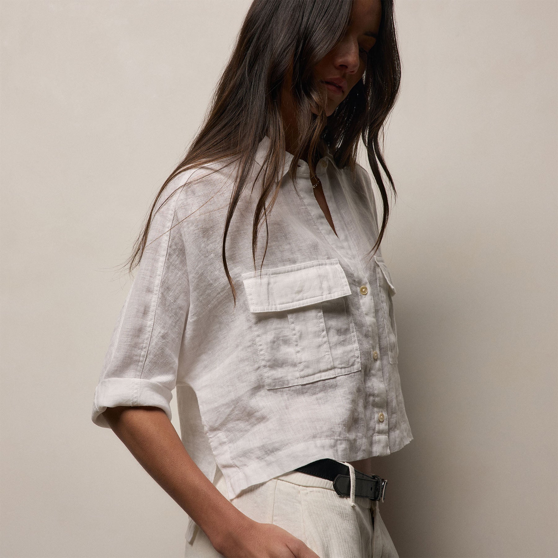 Linen Cropped Pocket Shirt in White | James Perse Los Angeles