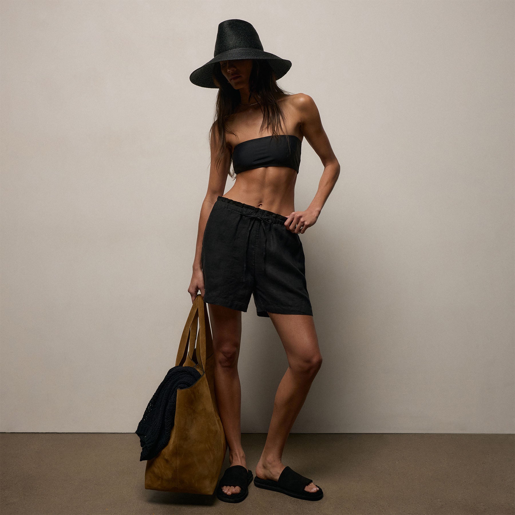 Linen Short in Black | James Perse Los Angeles