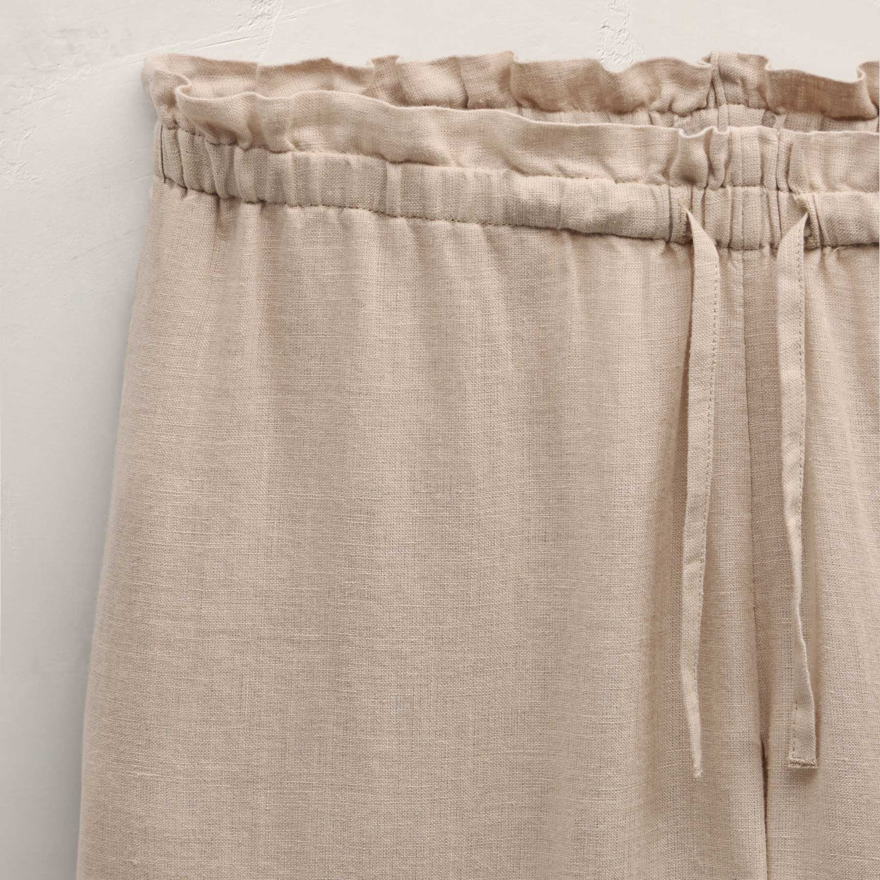 Linen Short in Stone | James Perse Los Angeles