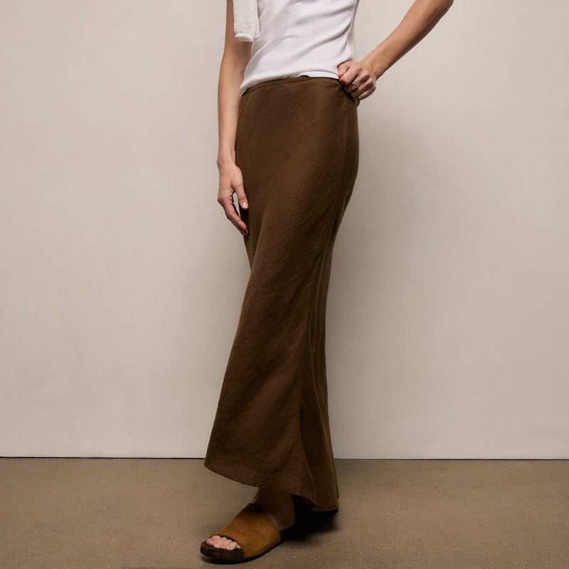 Linen Skirt in Cocoa | James Perse Los Angeles