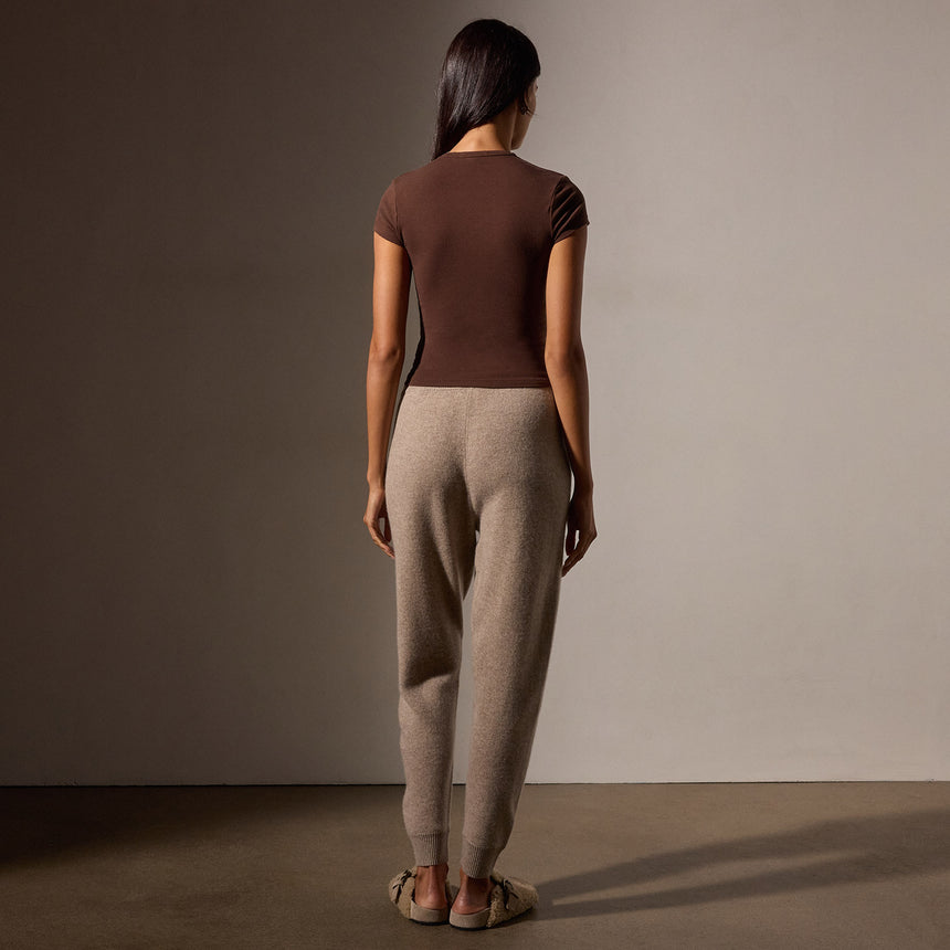 Stretch Lotus Deep V Short Sleeve Tee in Americano | James Perse Los Angeles