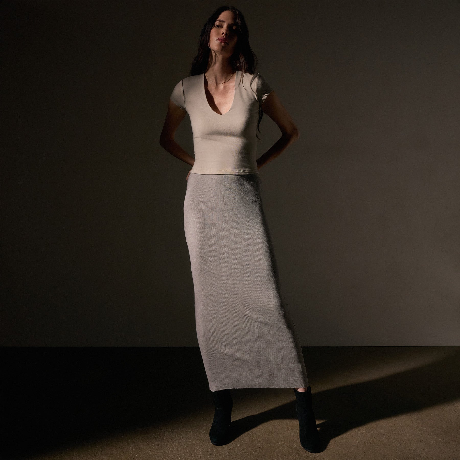 Stretch Lotus Deep V Short Sleeve Tee  in Tan | James Perse Los Angeles