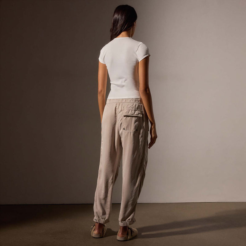 Stretch Lotus Deep V Short Sleeve Tee in White | James Perse Los Angeles