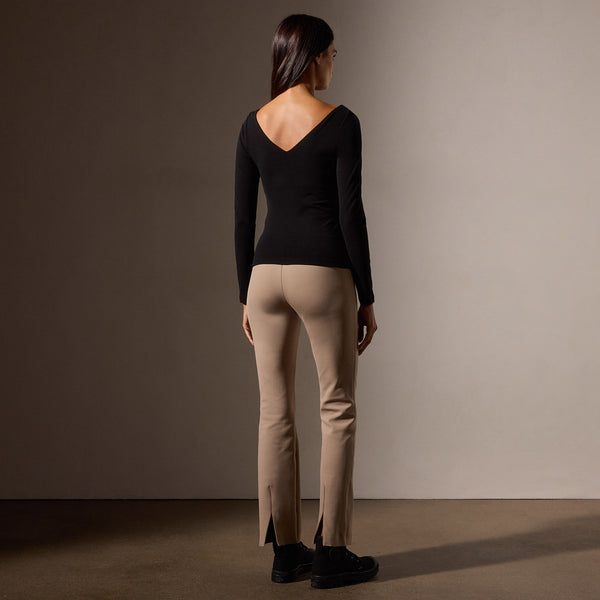 Stretch Lotus Rib Wide V Knit Top in Black | James Perse Los Angeles