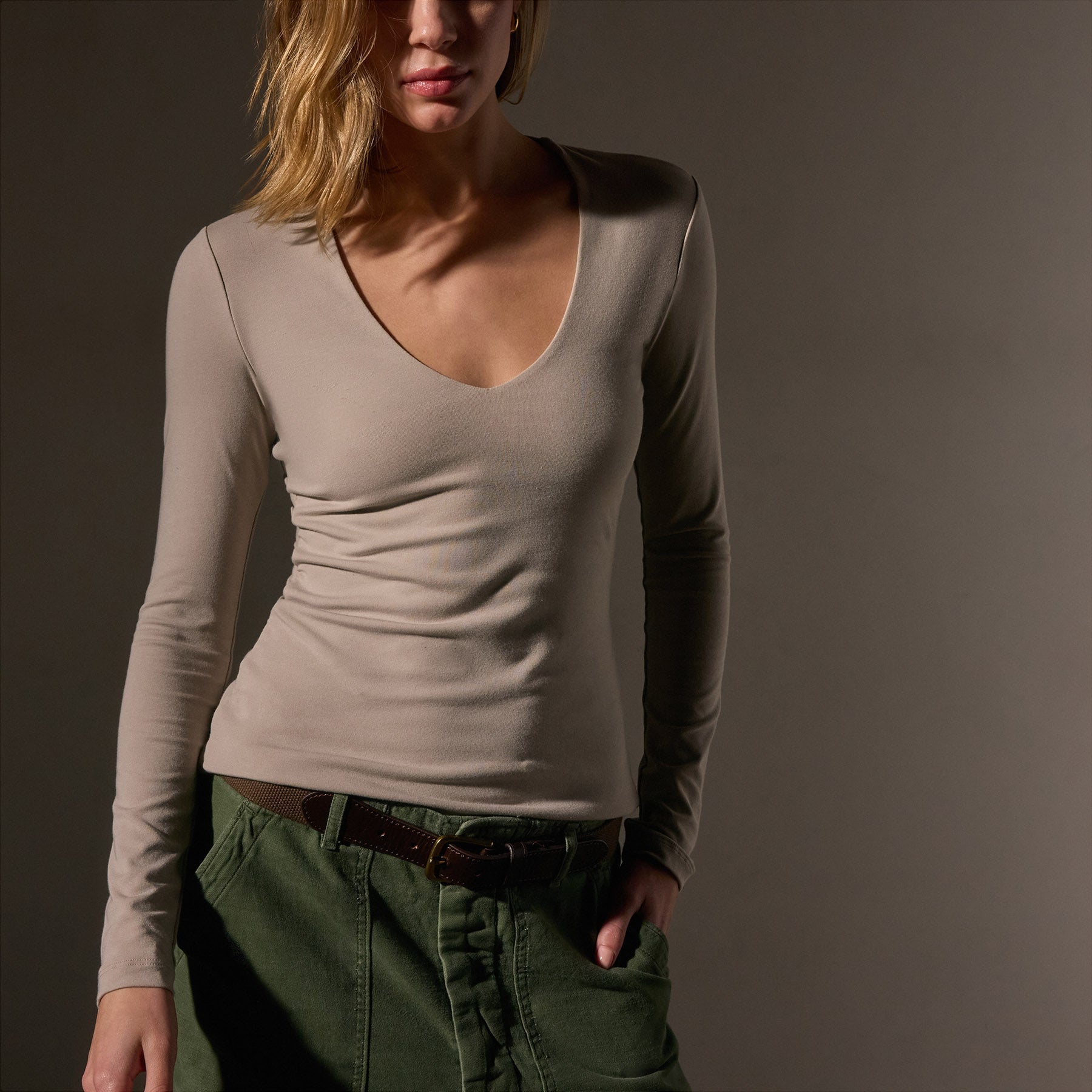 Stretch Lotus Deep V Tee  in Tan | James Perse Los Angeles