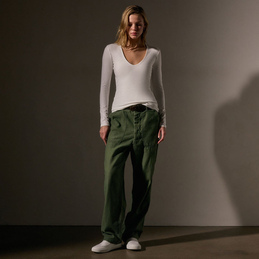 Stretch Lotus Deep V Tee  in White | James Perse Los Angeles