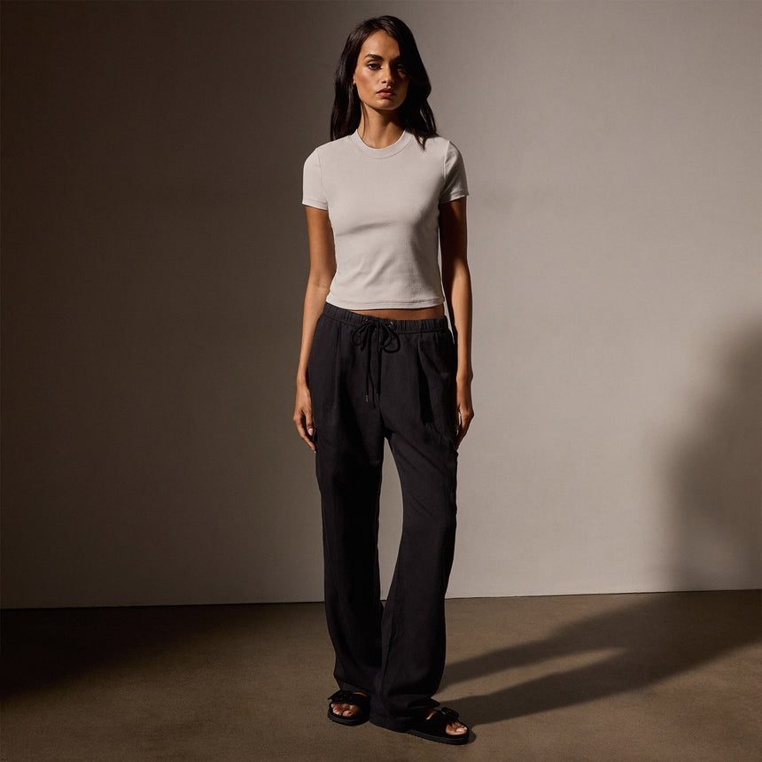 Lotus Sretch Rib Short Sleeve Sport Tee in Salt | James Perse Los Angeles