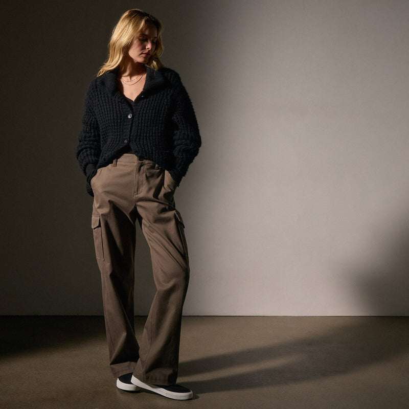 Cashmere Chunky Waffle Cardigan in True Black | James Perse Los Angeles