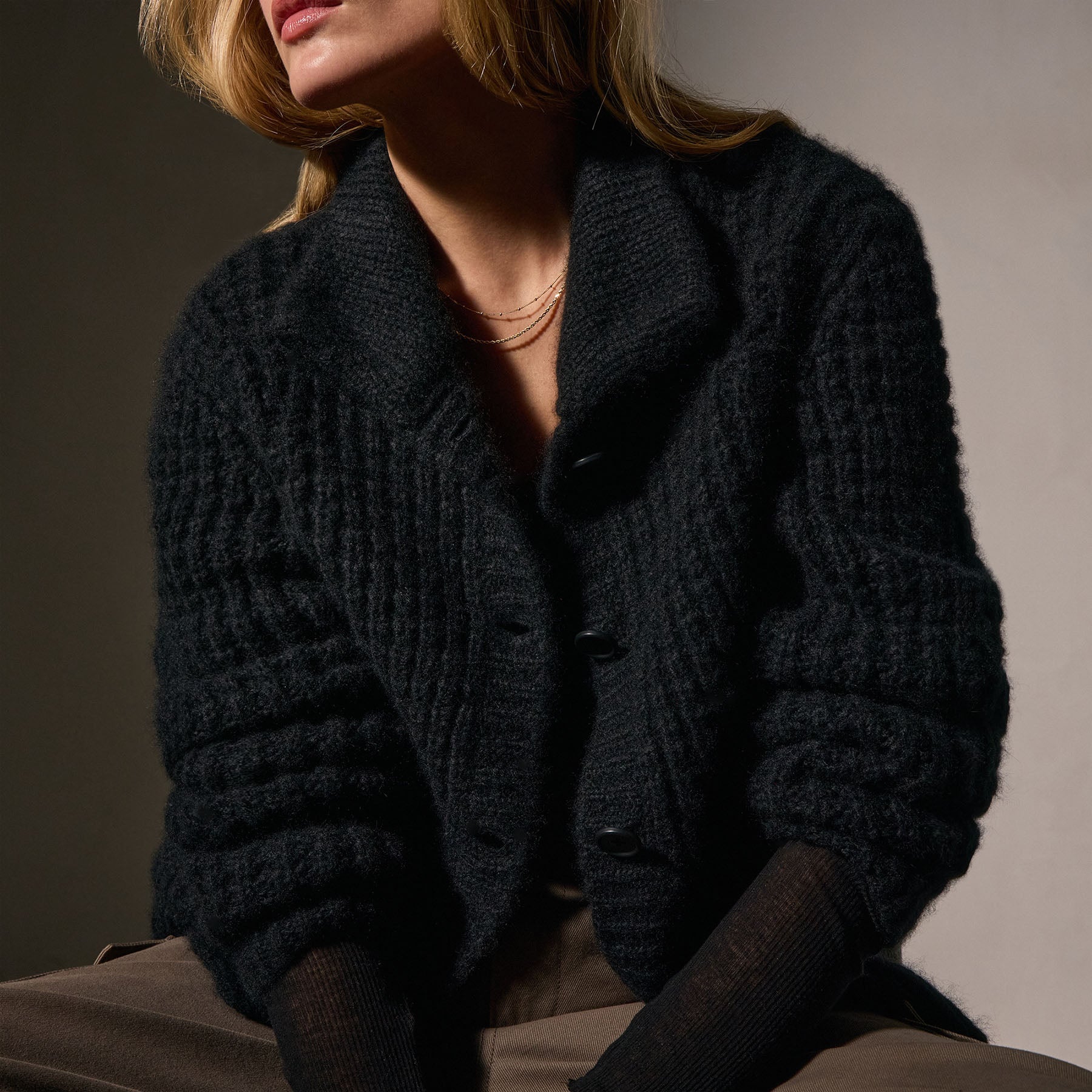 Cashmere Chunky Waffle Cardigan in True Black | James Perse Los Angeles
