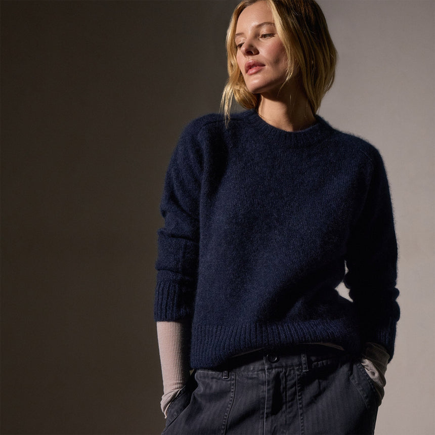 Cashmere Saddle Shoulder Crew Neck in Deep Navy | James Perse Los Angeles
