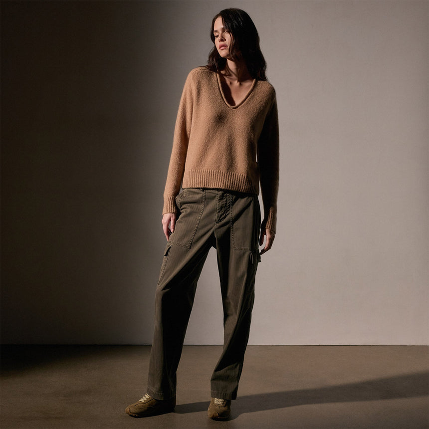 Cashmere Soft V Sweater  in Camel | James Perse Los Angeles