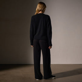 Cashmere Soft V Sweater in True Black | James Perse Los Angeles