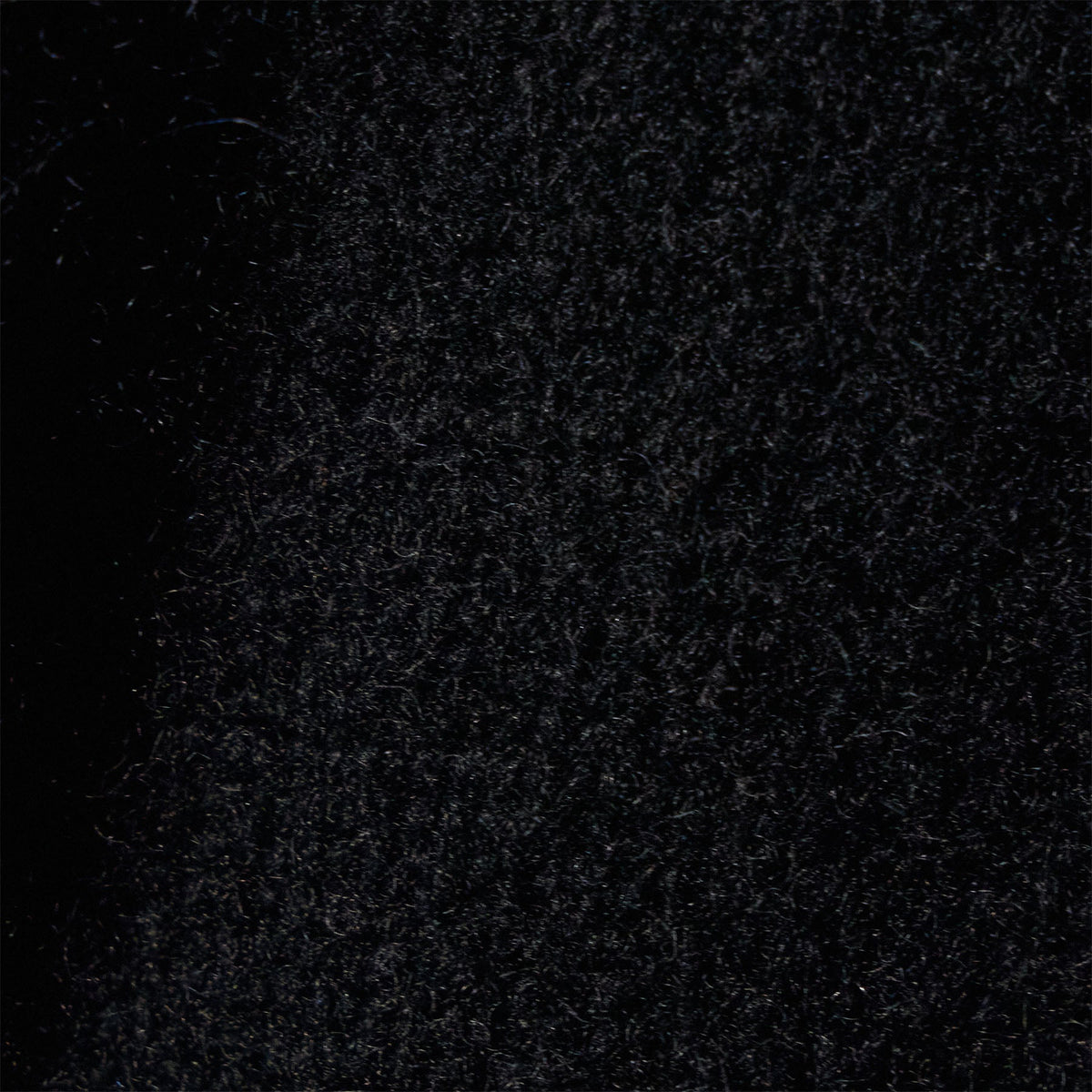 Cashmere Soft V Sweater in True Black | James Perse Los Angeles