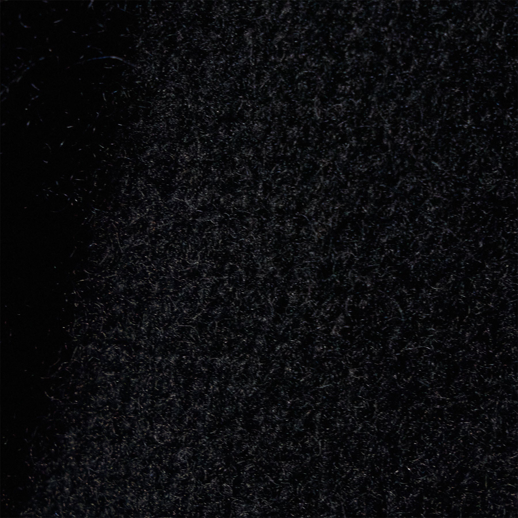 Cashmere Soft V Sweater in True Black | James Perse Los Angeles