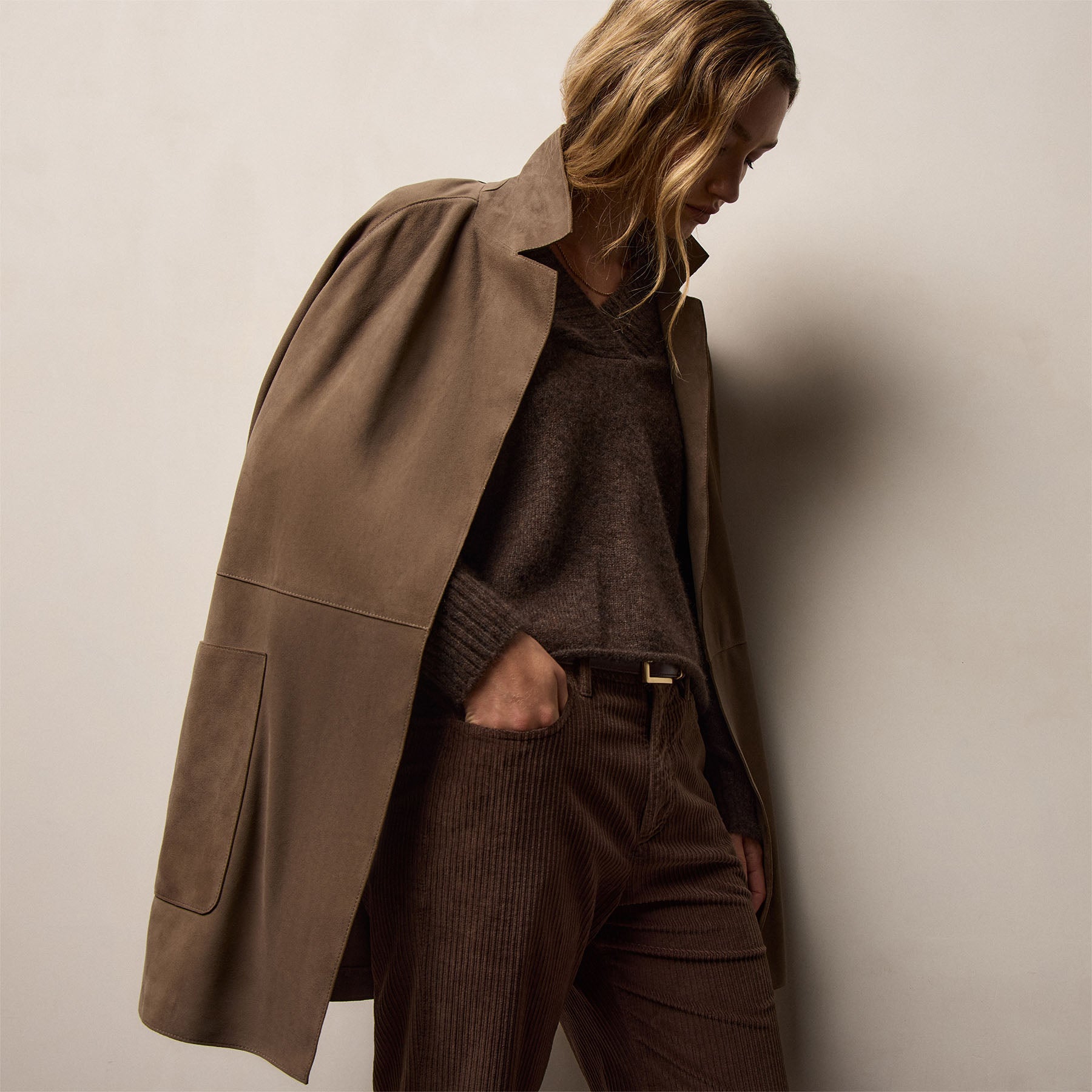 Lightweight Textured Cashmere V Neck - Bark | James Perse Los Angeles