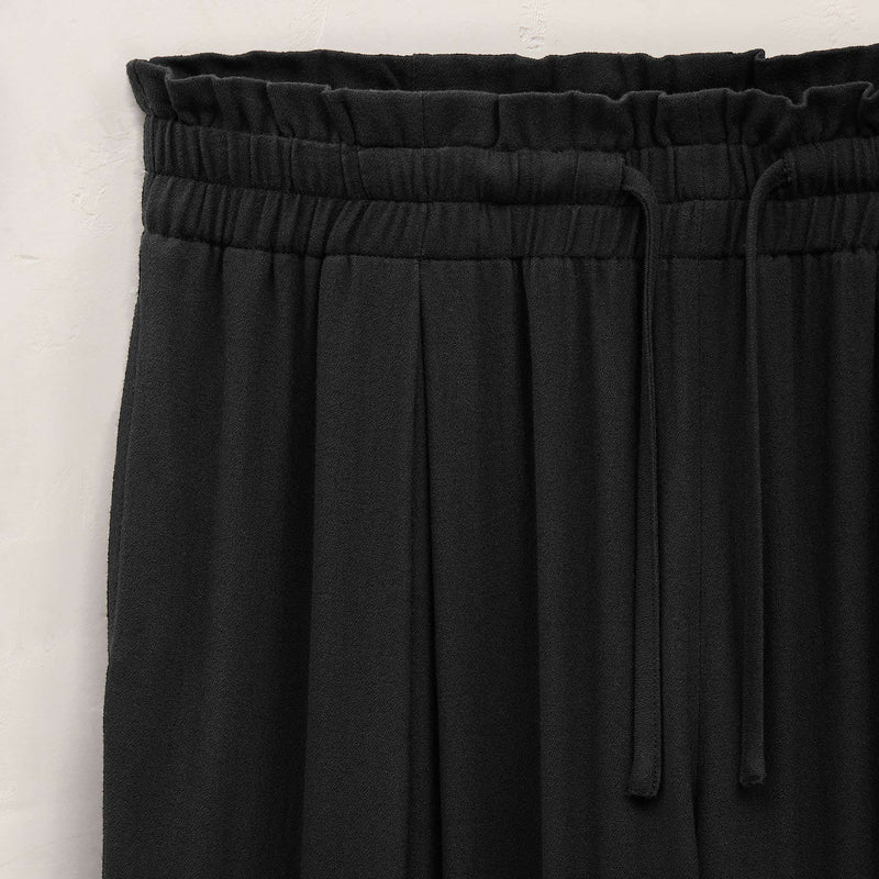 Lx Viscose Wool Paperbag Pant in Black | James Perse Los Angeles