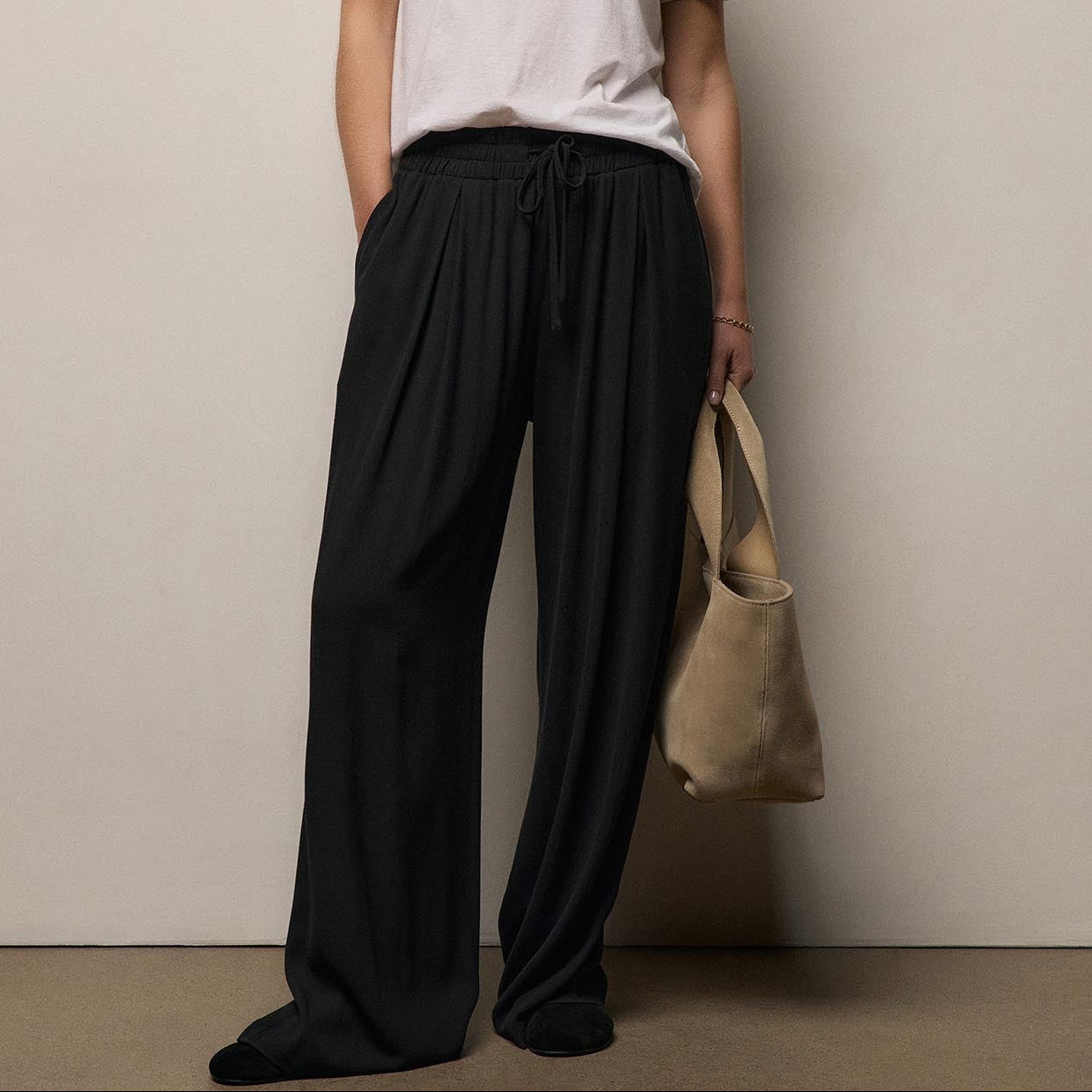 Lx Viscose Wool Paperbag Pant in Black | James Perse Los Angeles