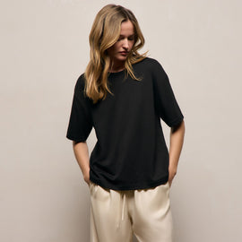 Lightweight Luxe Jersey Tee in Black | James Perse Los Angeles