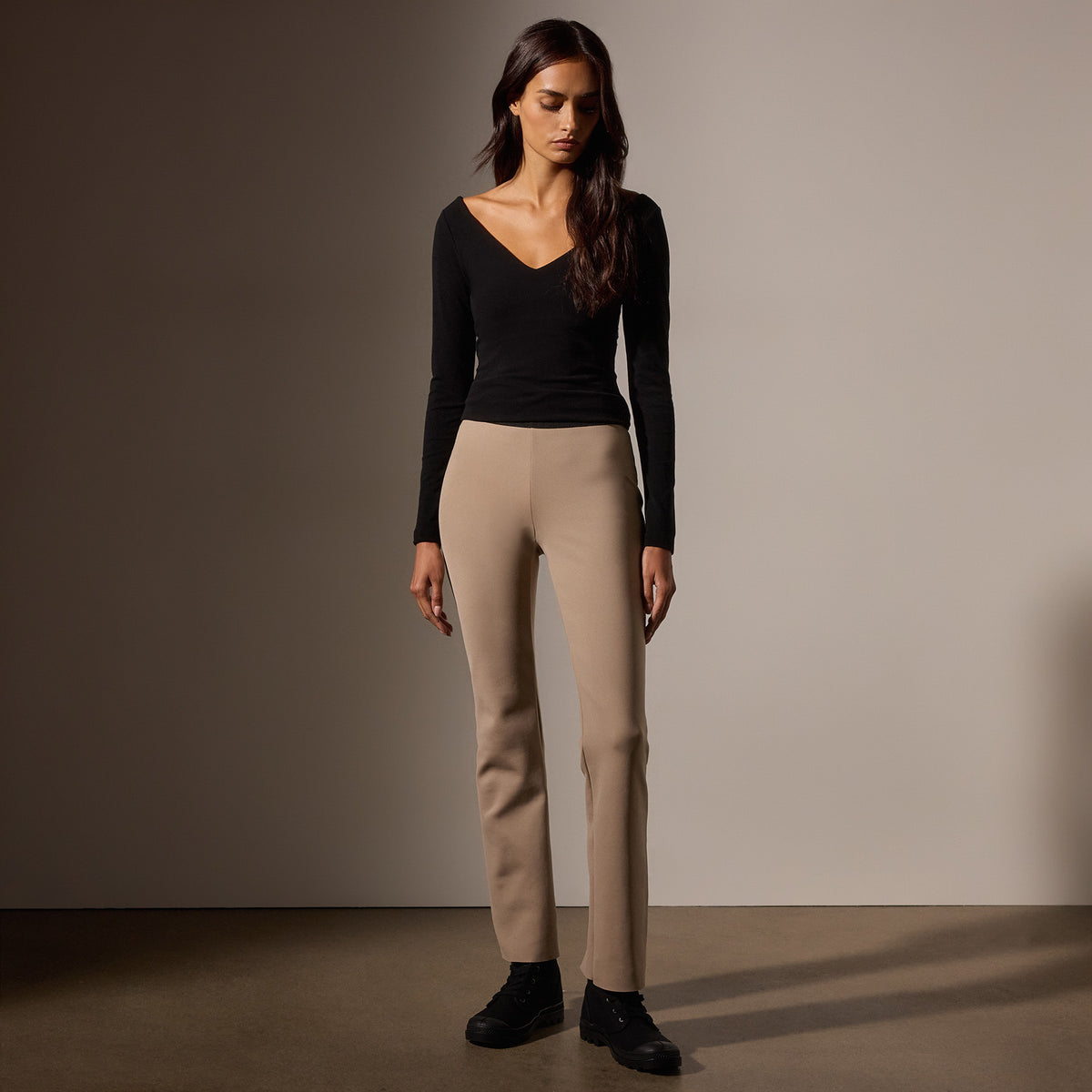 Scuba Legging in Coyote | James Perse Los Angeles