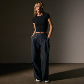 Short Sleeve Cropped Tee  in Black | James Perse Los Angeles