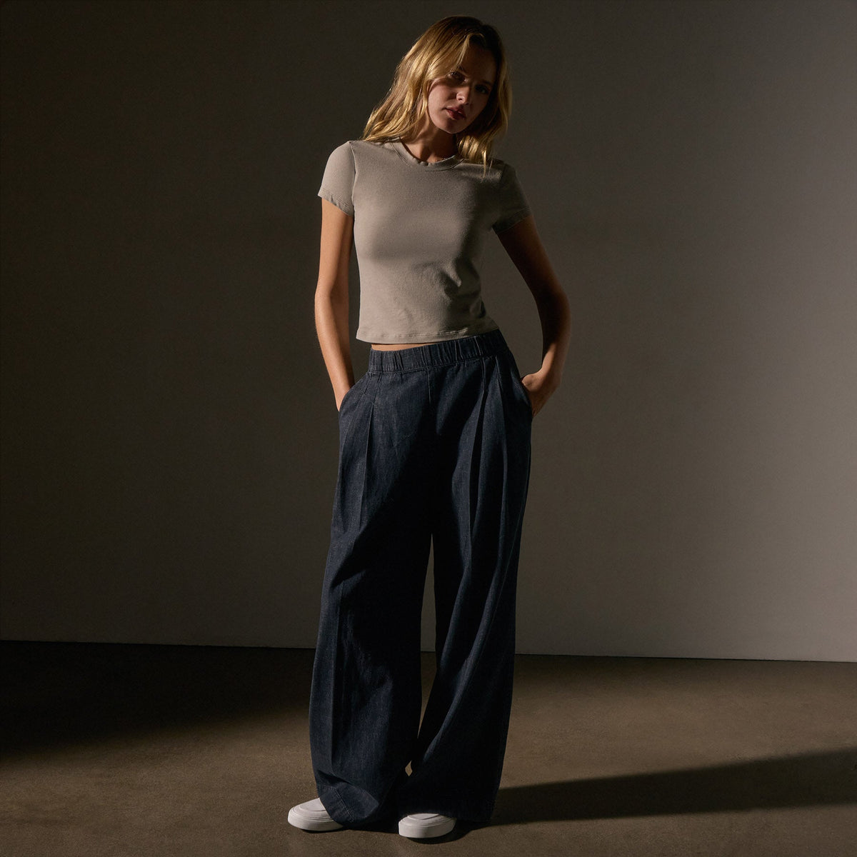 Short Sleeve Cropped Tee  in Overcast | James Perse Los Angeles