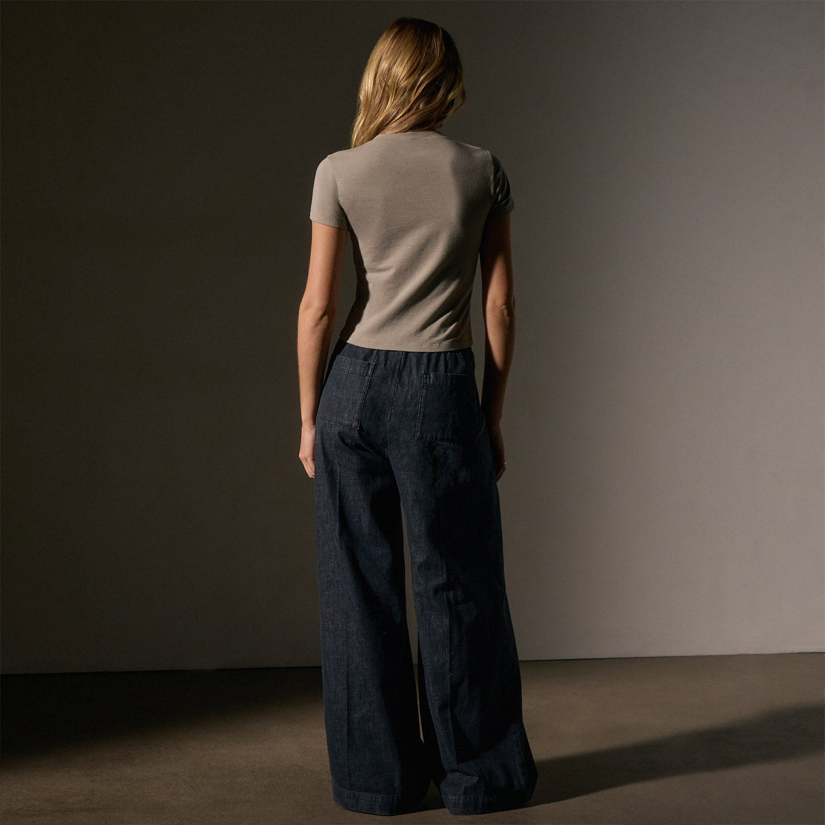 Short Sleeve Cropped Tee  in Overcast | James Perse Los Angeles