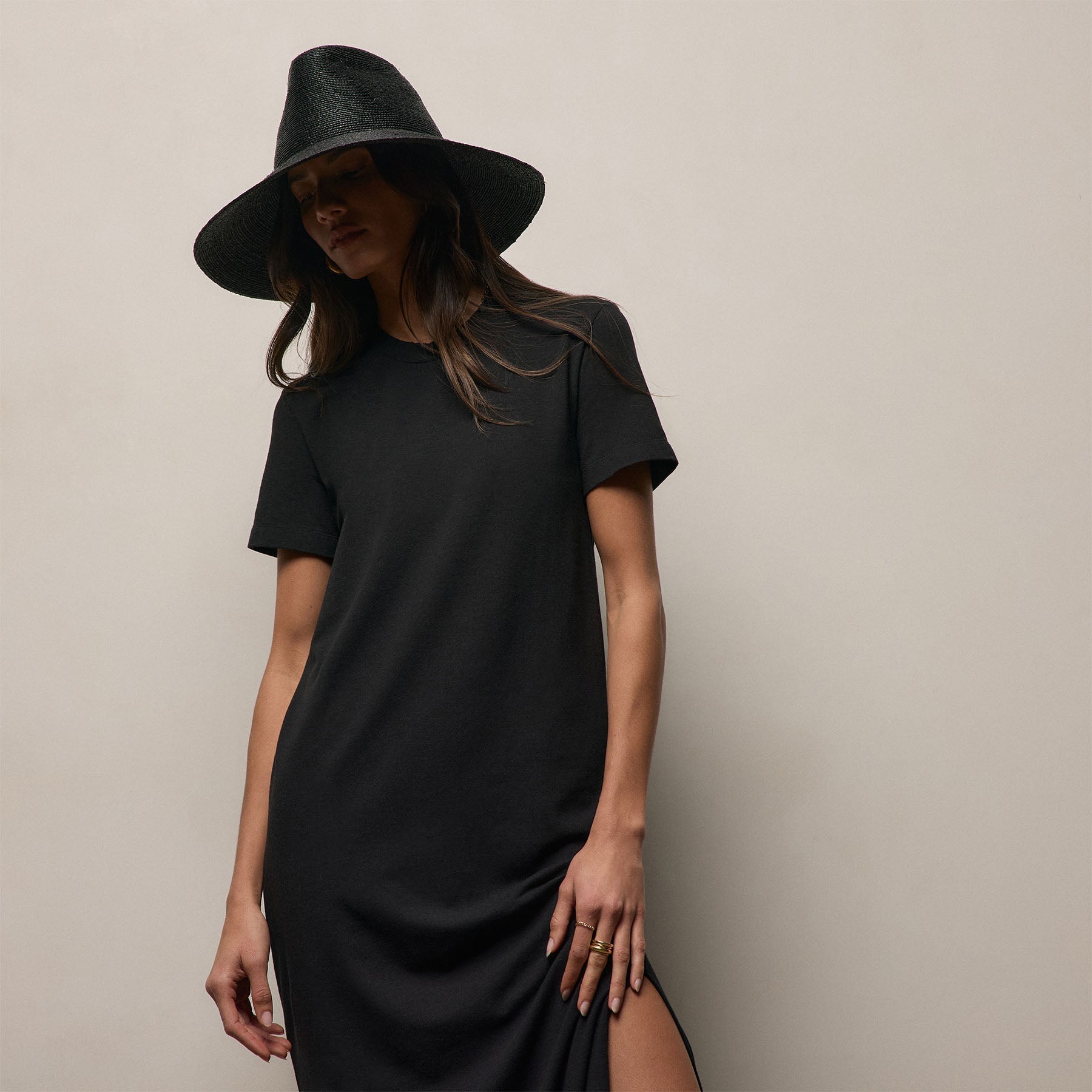 Relaxed T Shirt Dress in Black | James Perse Los Angeles