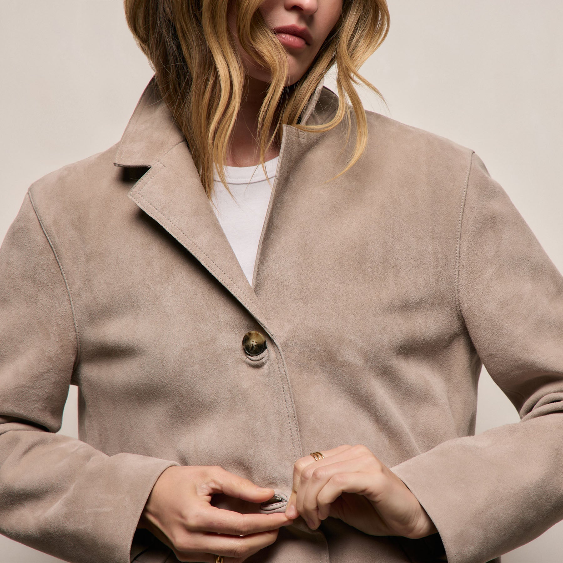 Relaxed Suede Blazer in Grout | James Perse Los Angeles