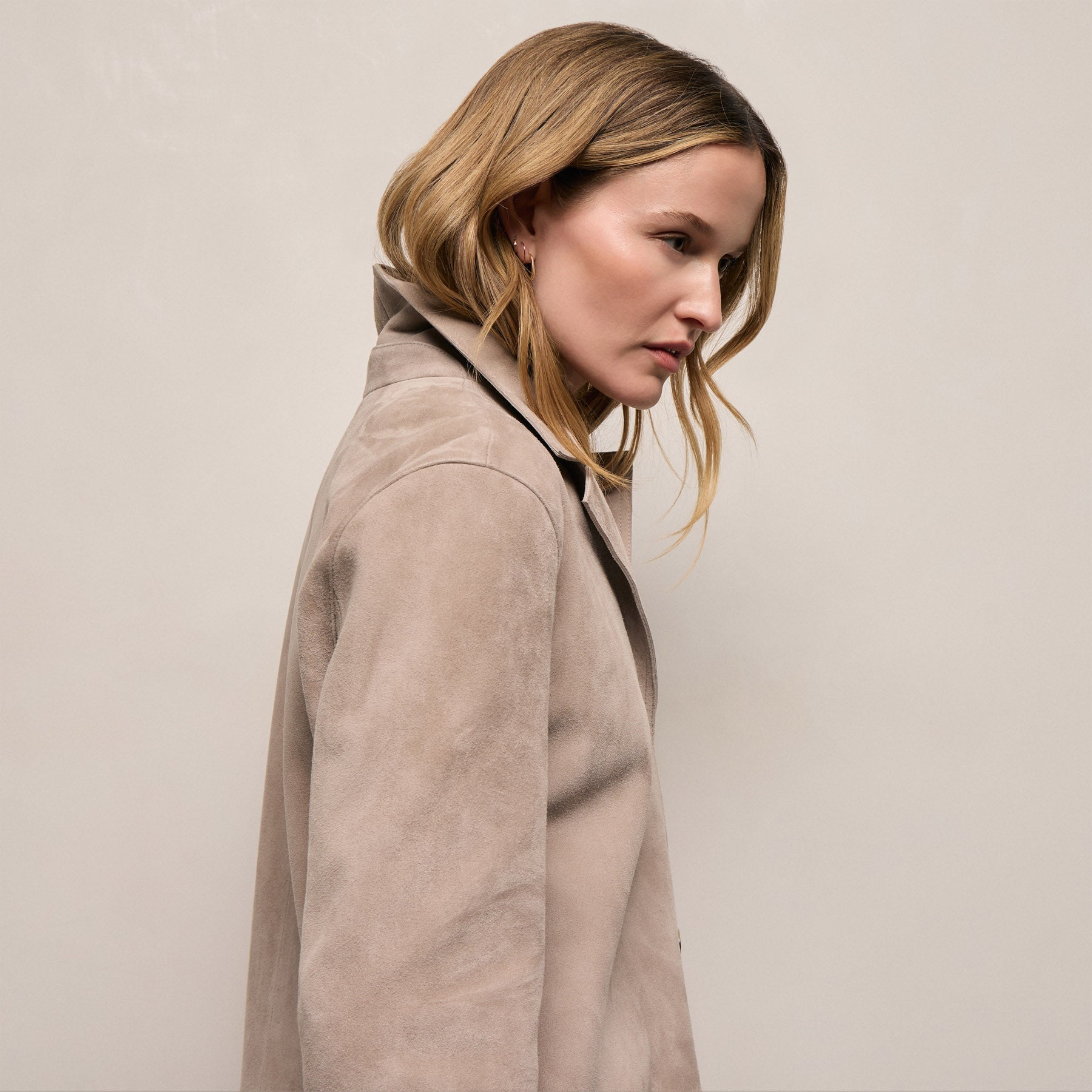Relaxed Suede Blazer in Grout | James Perse Los Angeles