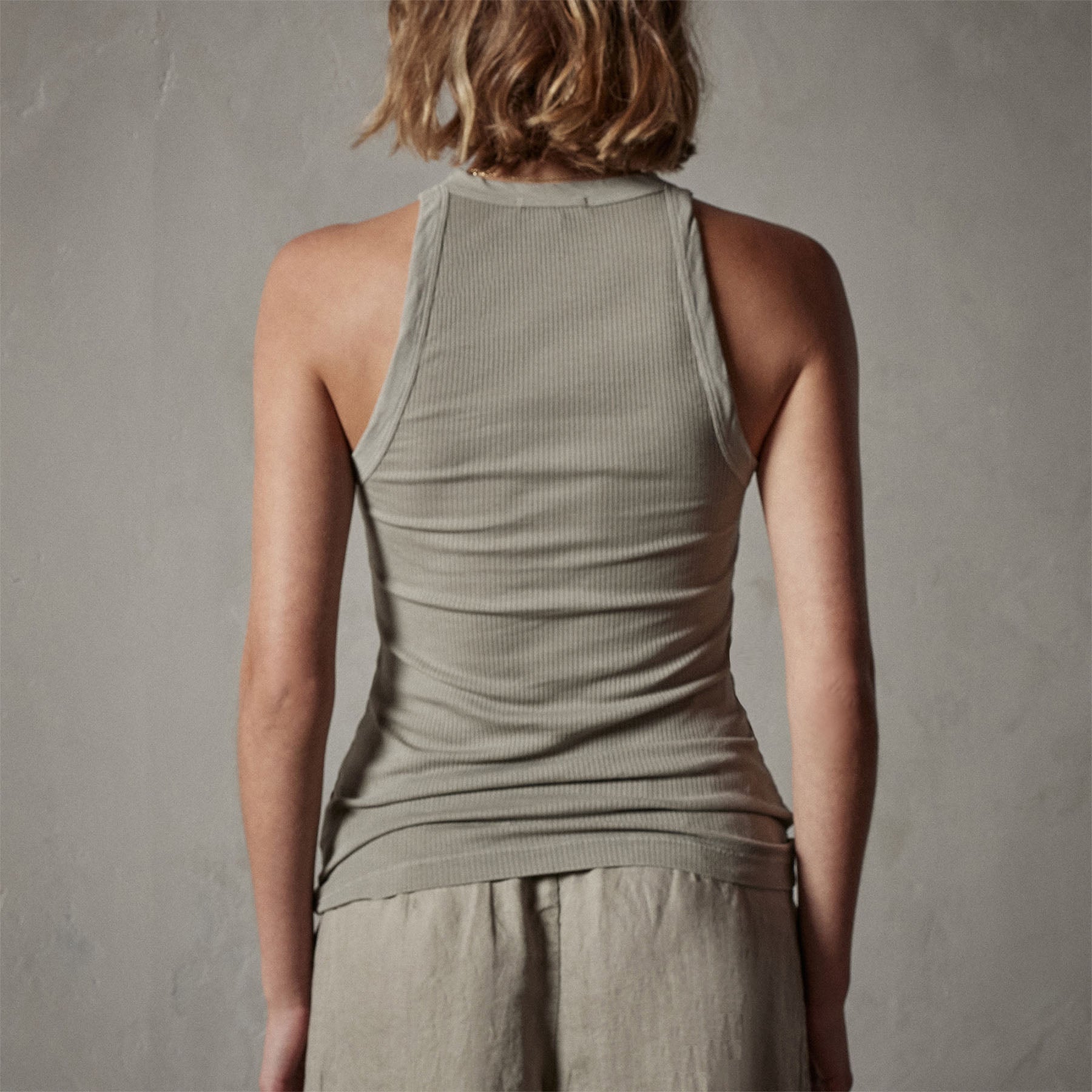 Sunset Tank in Silt Pigment | James Perse Los Angeles