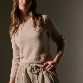Soft Featherweight Cashmere Cropped Sweater in Light Beige | James Perse Los Angeles