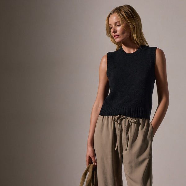 Soft Featherweight Cashmere Vest in Black | James Perse Los Angeles