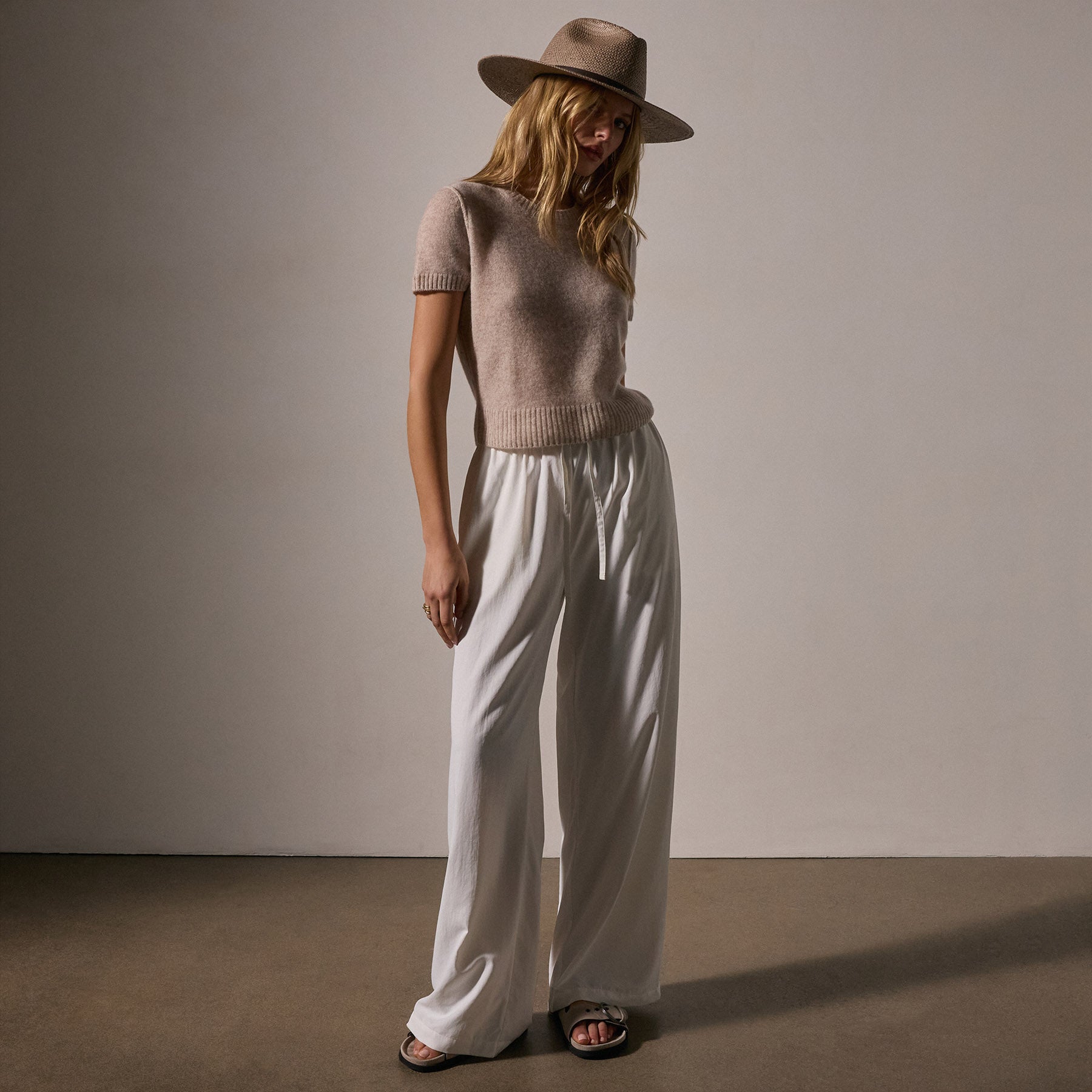 Soft Featherweight Cashmere Short Sleeve in Light Beige | James Perse Los Angeles