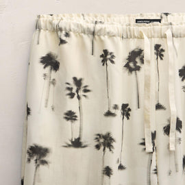 Printed Washed Silk Wide Cuff Pant in Allover Palm Print | James Perse Los Angeles