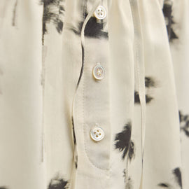 Printed Washed Silk Shortie in Allover Palm Print | James Perse Los Angeles