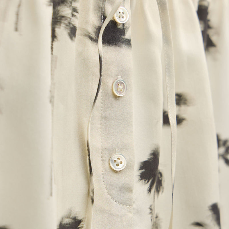 Printed Washed Silk Shortie in Allover Palm Print | James Perse Los Angeles