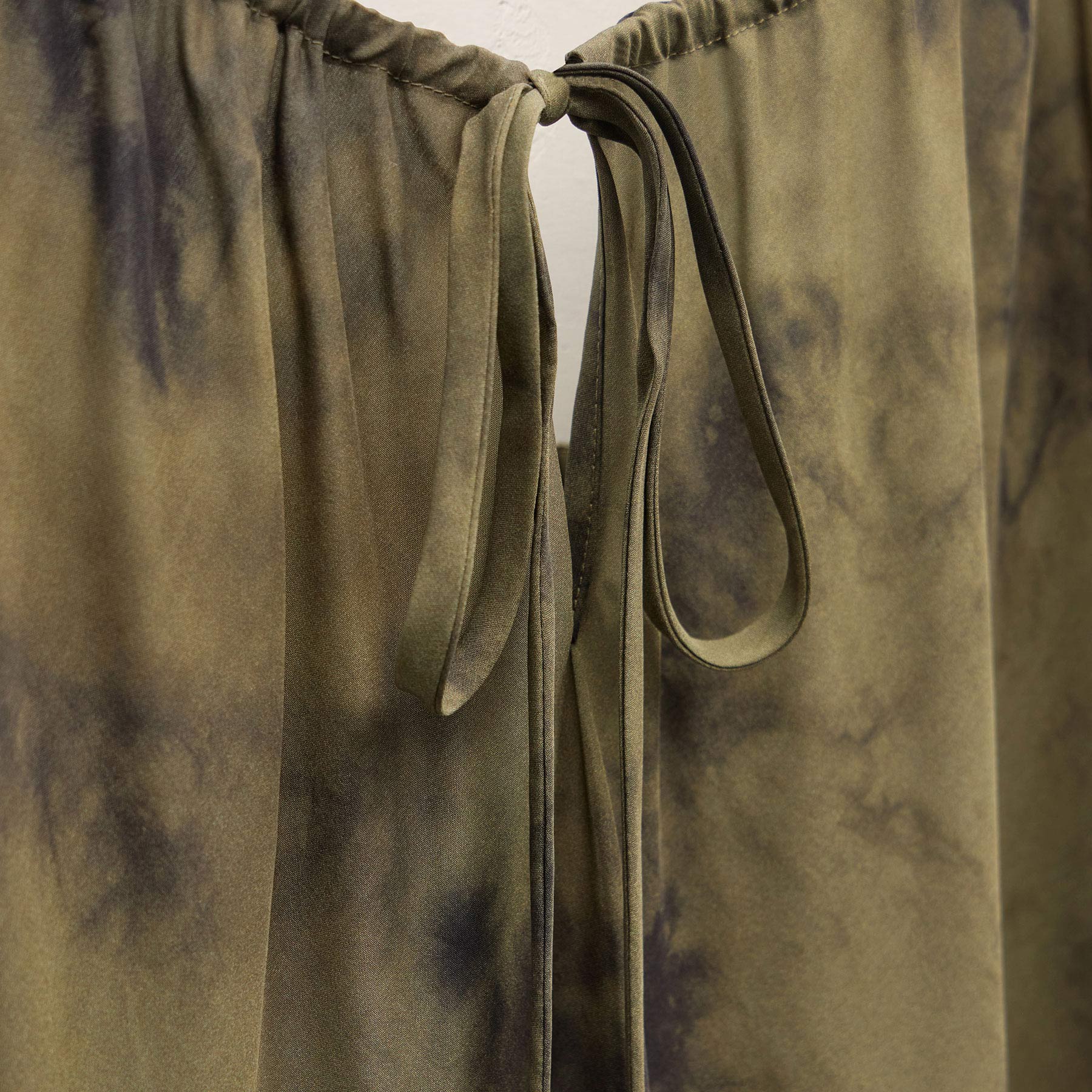 Printed Washed Silk Strappy Cami Dress in Tie Dye Green | James Perse Los Angeles