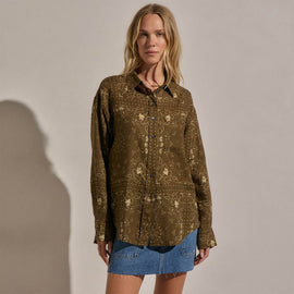 Palm Paisley Linen Shirt in Brown Bandana Print | James Perse Los Angeles