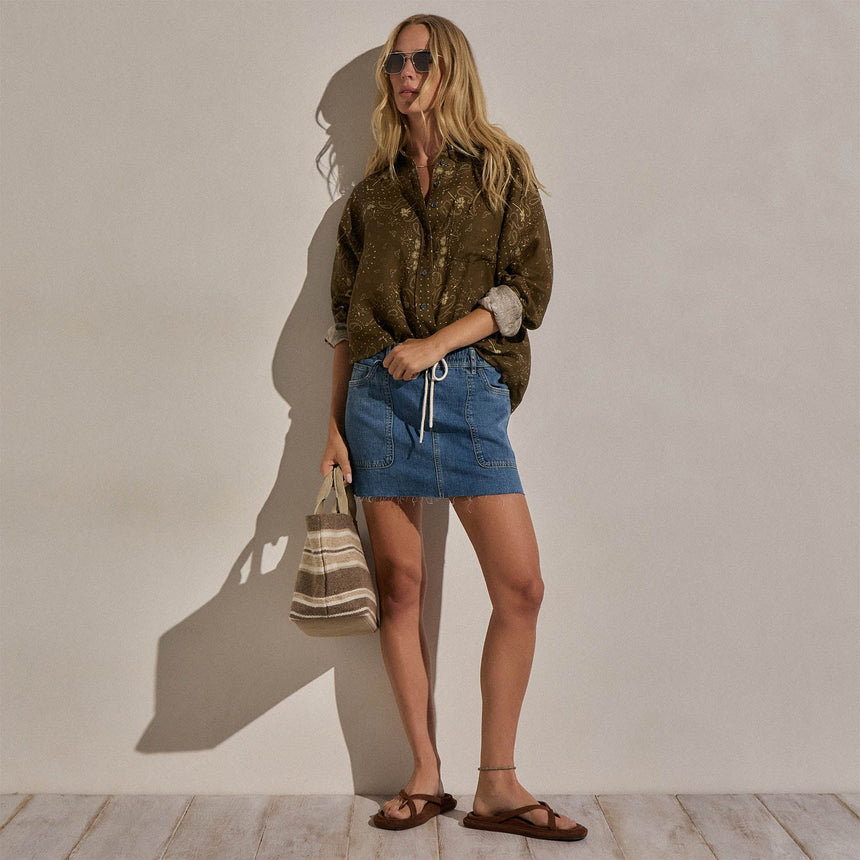 Palm Paisley Linen Shirt in Brown Bandana Print | James Perse Los Angeles