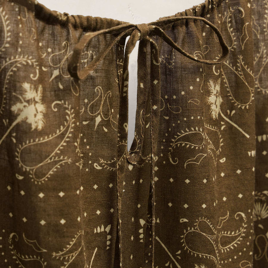Palm Paisley Linen Strappy Tie Dress in Brown Bandana Print | James Perse Los Angeles