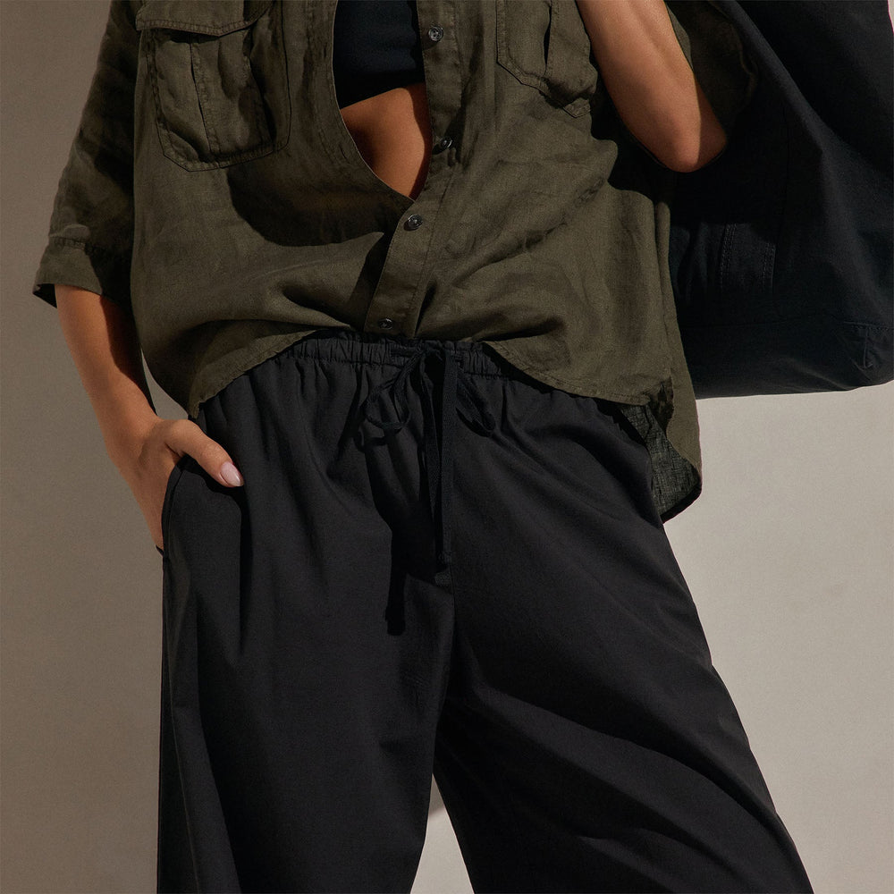 Cotton Linen Poplin Wide Cuff Pant in Black | James Perse Los Angeles