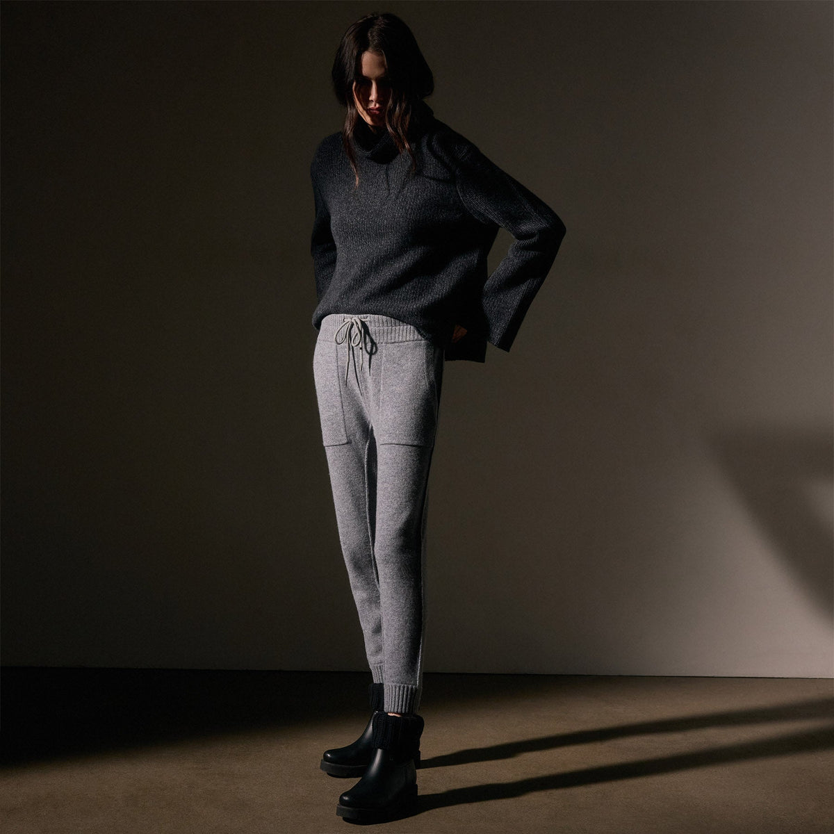 Recycled Cashmere Casual Pant  in Heather Grey | James Perse Los Angeles