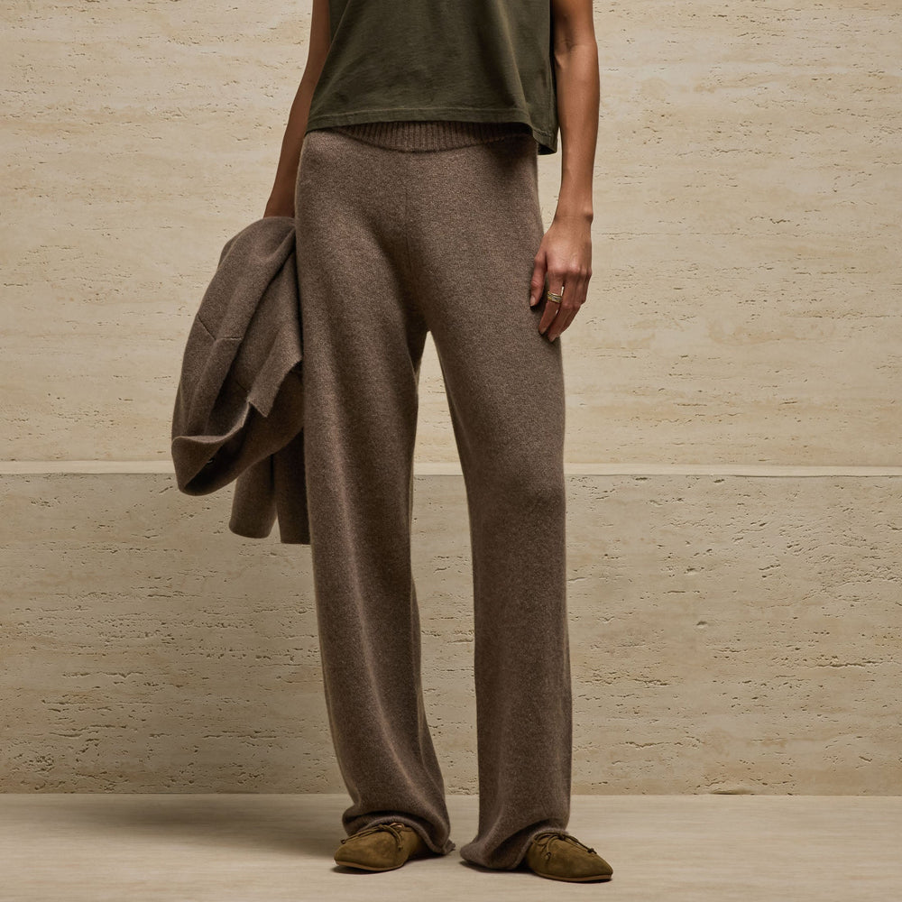 Cashmere Sweater Pant in Fox | James Perse Los Angeles
