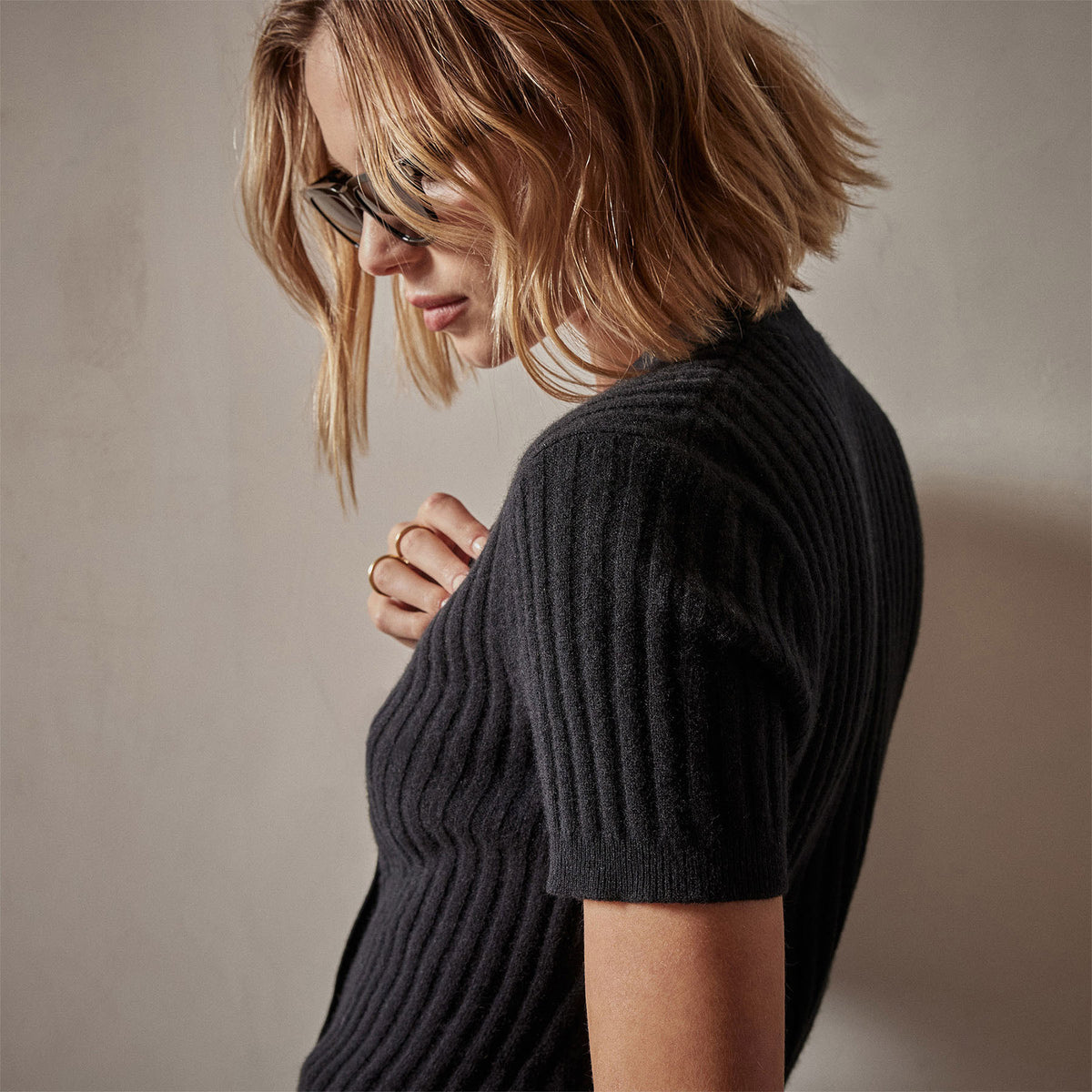 Ribbed Cashmere Cardigan in Black | James Perse Los Angeles
