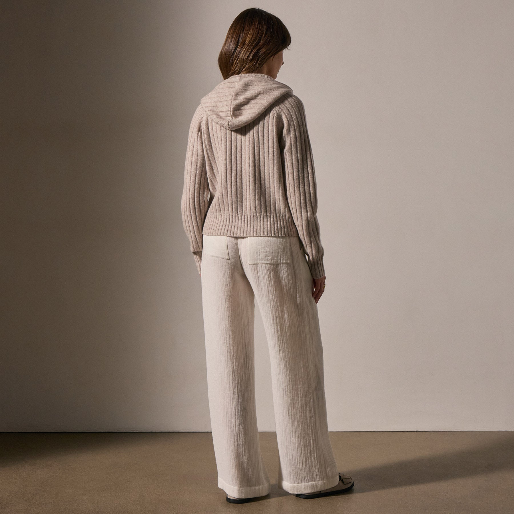 Cashmere Wide Ribbed Hoodie in Soft Beige | James Perse Los Angeles
