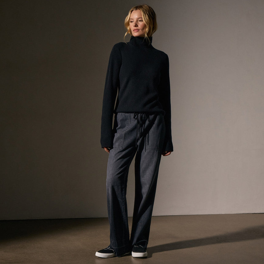 Recycled Cashmere Funnel Neck in Black | James Perse Los Angeles