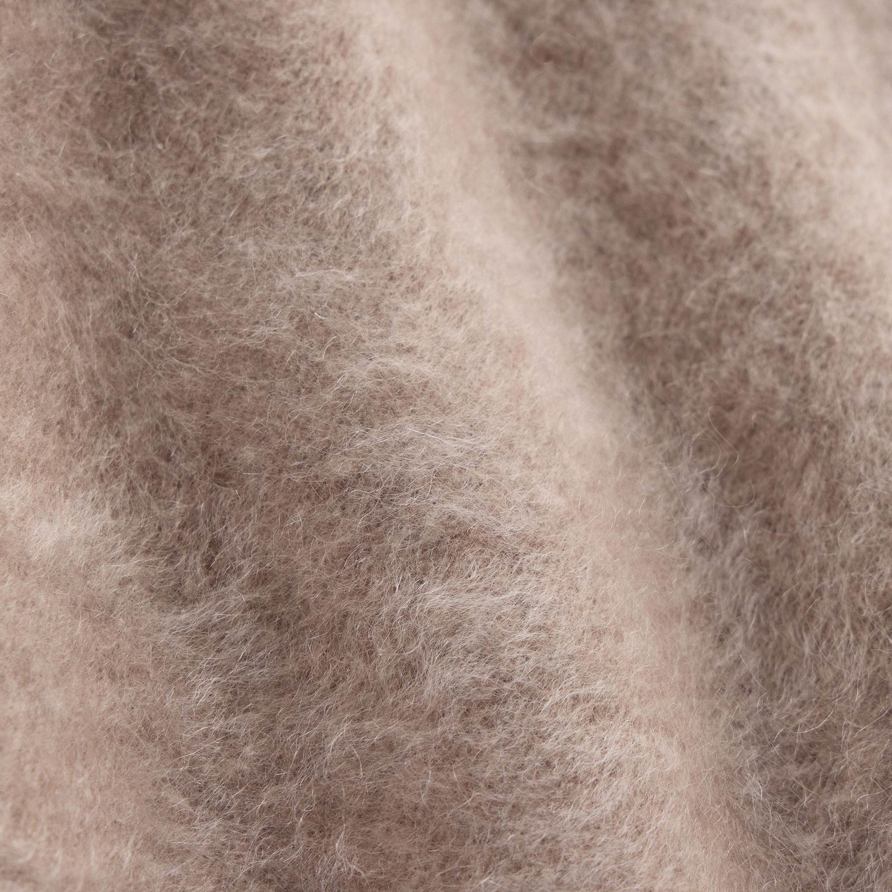 Fuzzy Cashmere Crew Neck in Soft Beige | James Perse Los Angeles FLAT